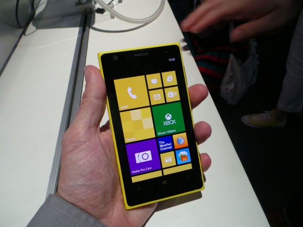 Nokia Lumia 1020 Smartphone