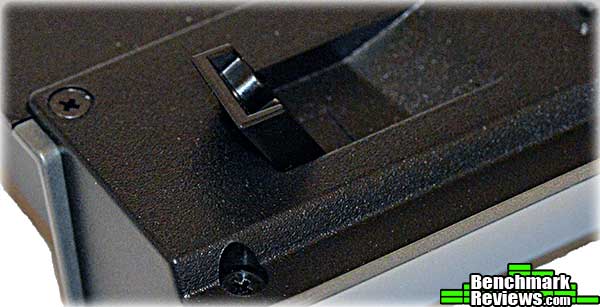 Corsair Raptor K40 feet corsair_raptor_k40_feet