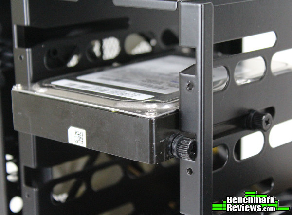 Rosewill_LegacyW1_HDDInstall