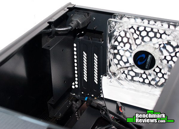 Raidmax-Atomic-Inside-View