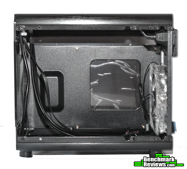 Raidmax-Atomic-Motherboard-Tray