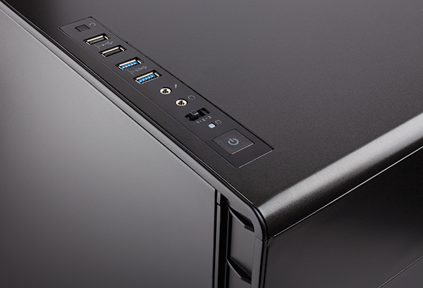 Corsair Carbide 600C I:O Panel