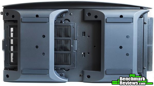 NZXT Manta ITX Bottom